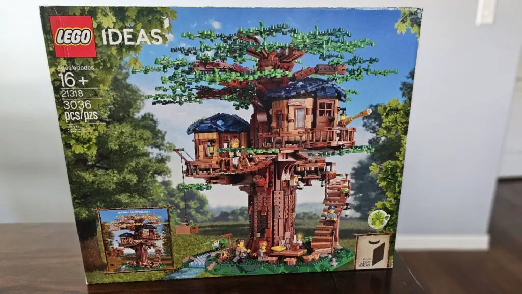 LEGO Treehouse 21318 Review